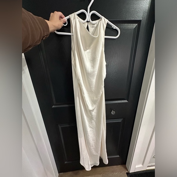 Goddess Satin Dress Aritzia - Picture 2 of 4